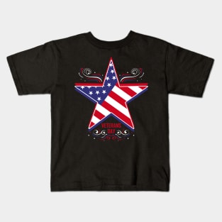 Big Star In Us Flag Colors For Veterans Day Kids T-Shirt